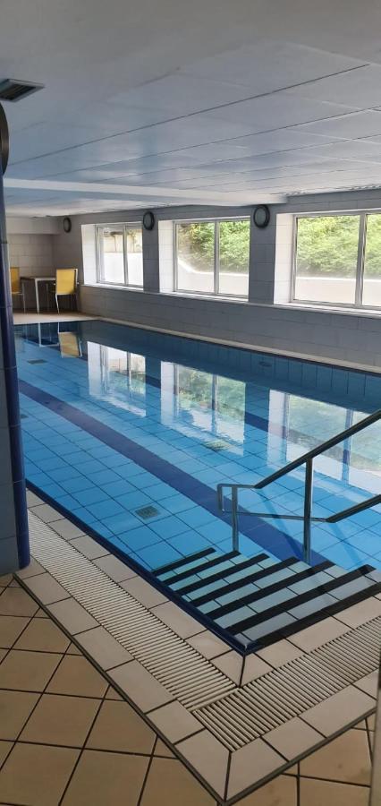 Ferienwohnung Mit Seeblick Und Schwimmbadnutzung In Cuxhaven Dış mekan fotoğraf