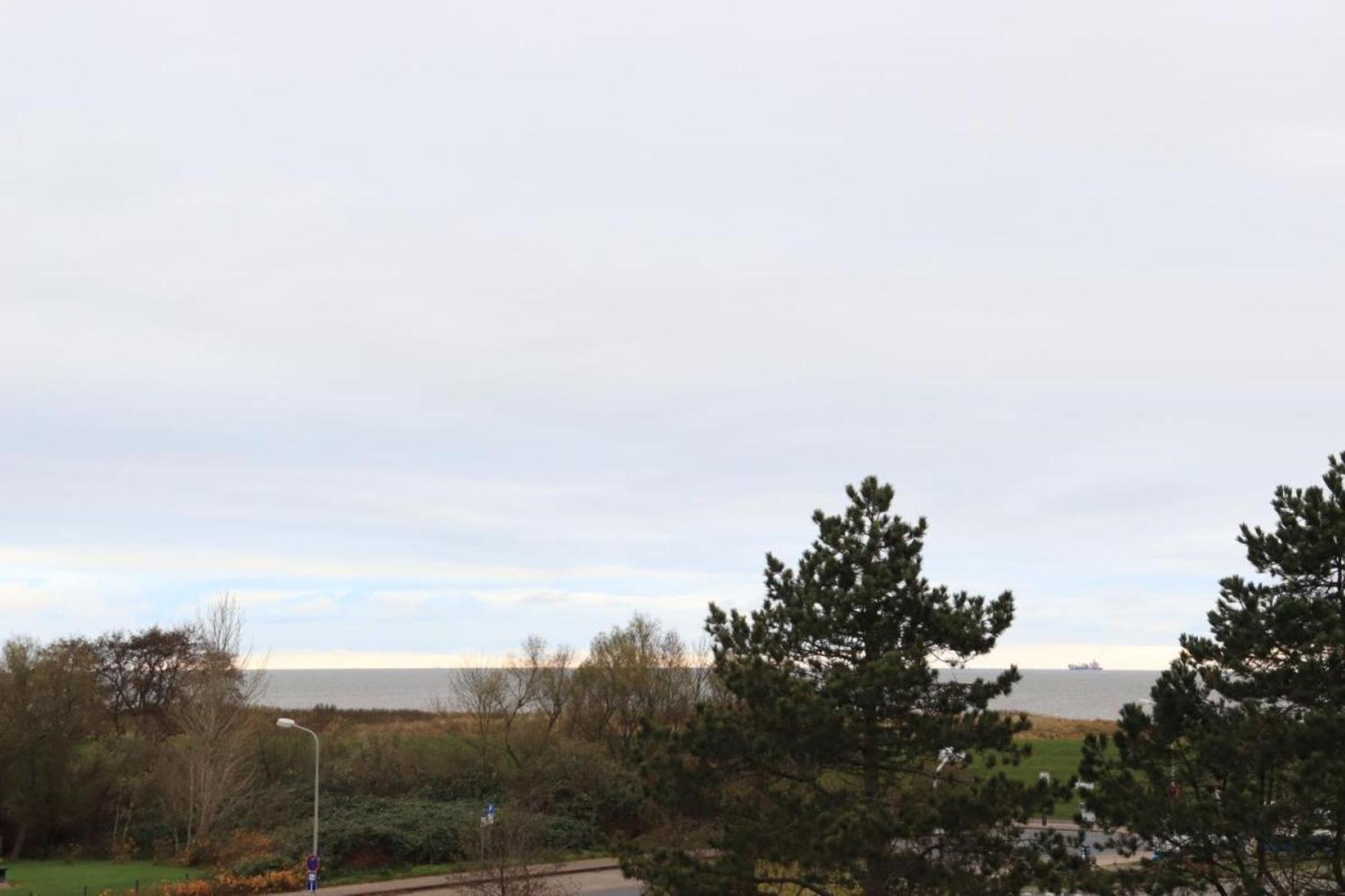 Ferienwohnung Mit Seeblick Und Schwimmbadnutzung In Cuxhaven Dış mekan fotoğraf